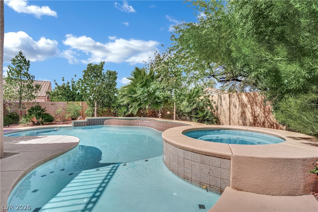 306 Treehouse Court