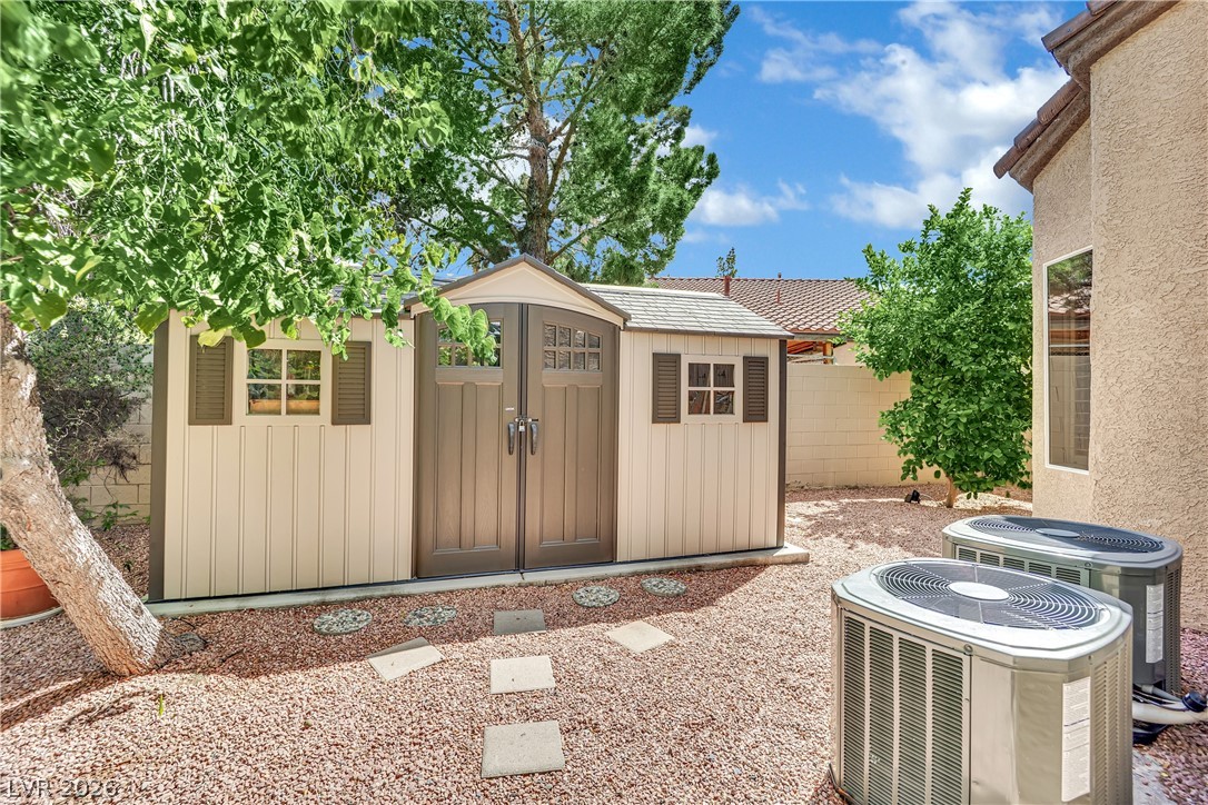 306 Treehouse Court