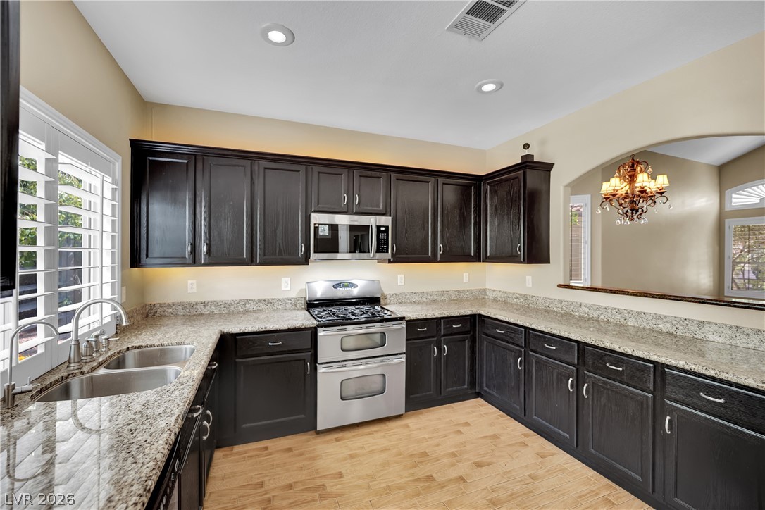 306 Treehouse Court