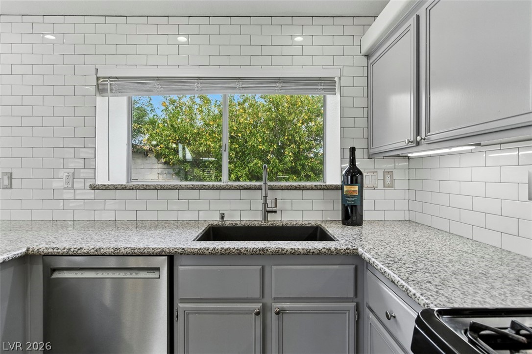 2748 Chokeberry Court