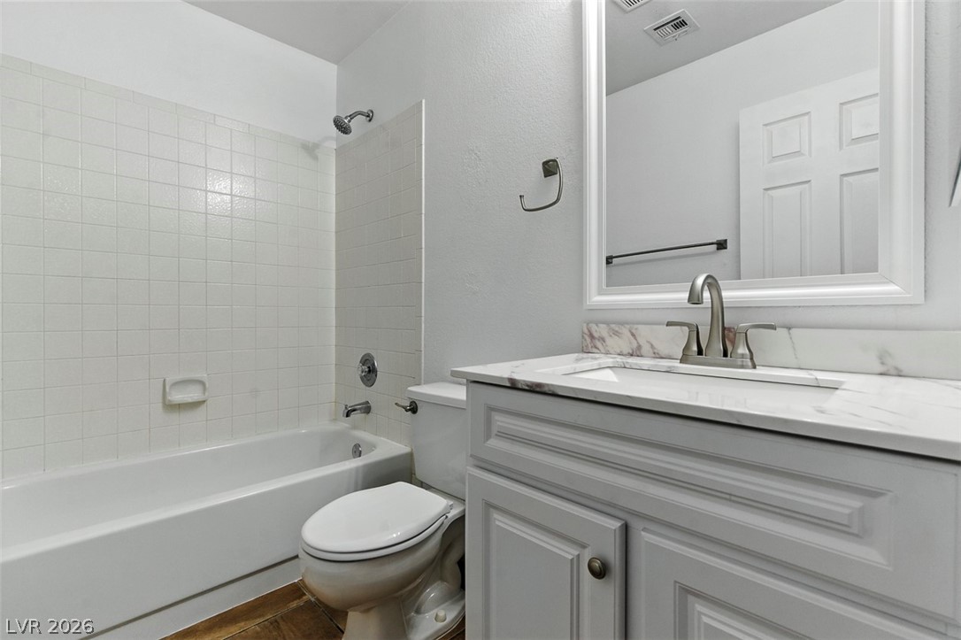 2748 Chokeberry Court