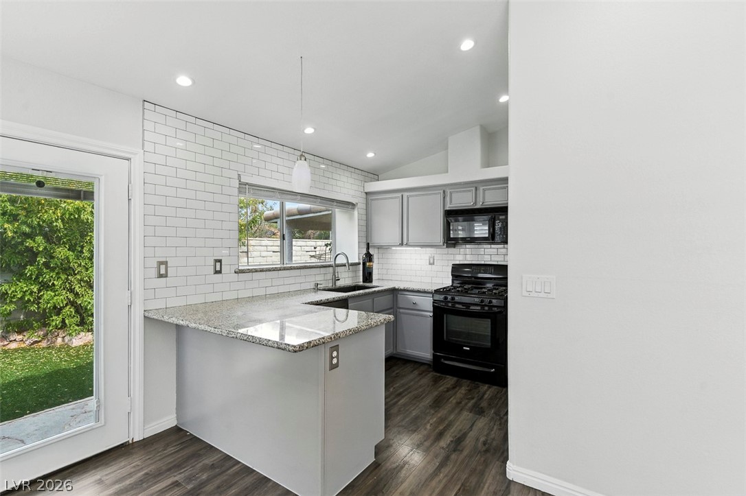 2748 Chokeberry Court