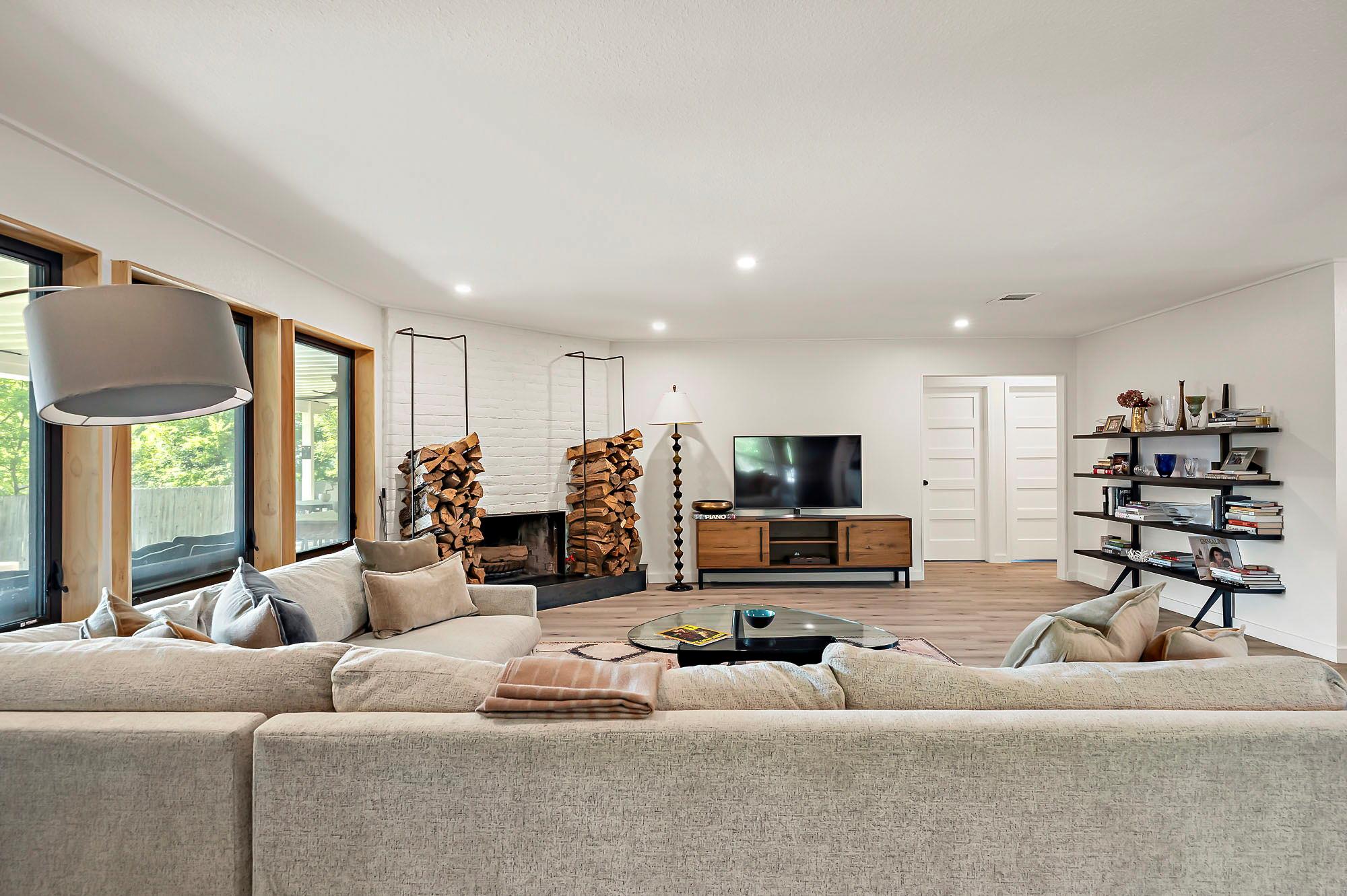 6101 Bridlington CIR