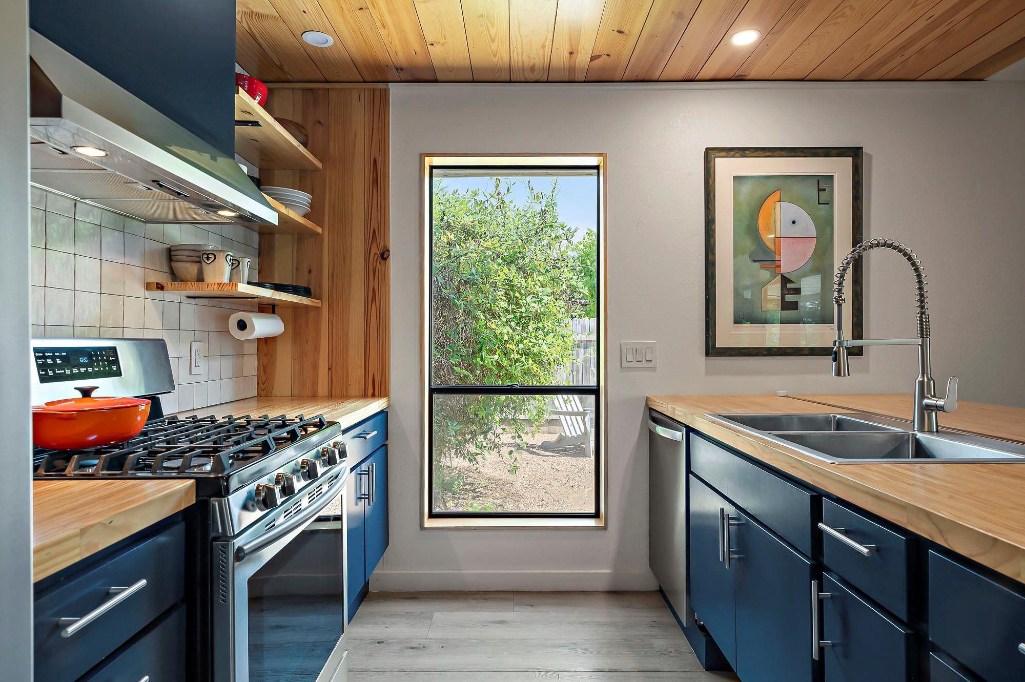 6101 Bridlington CIR