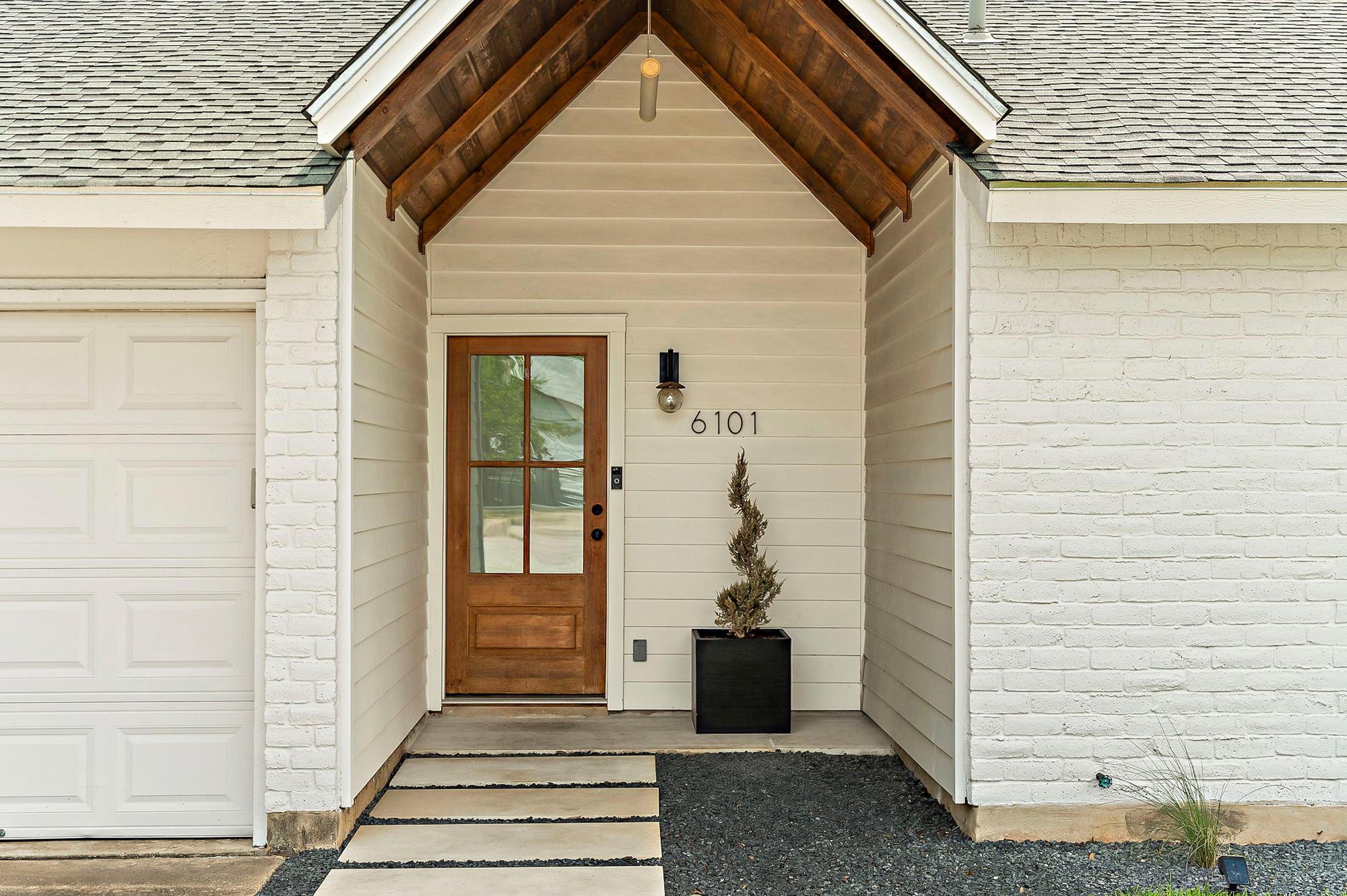 6101 Bridlington CIR