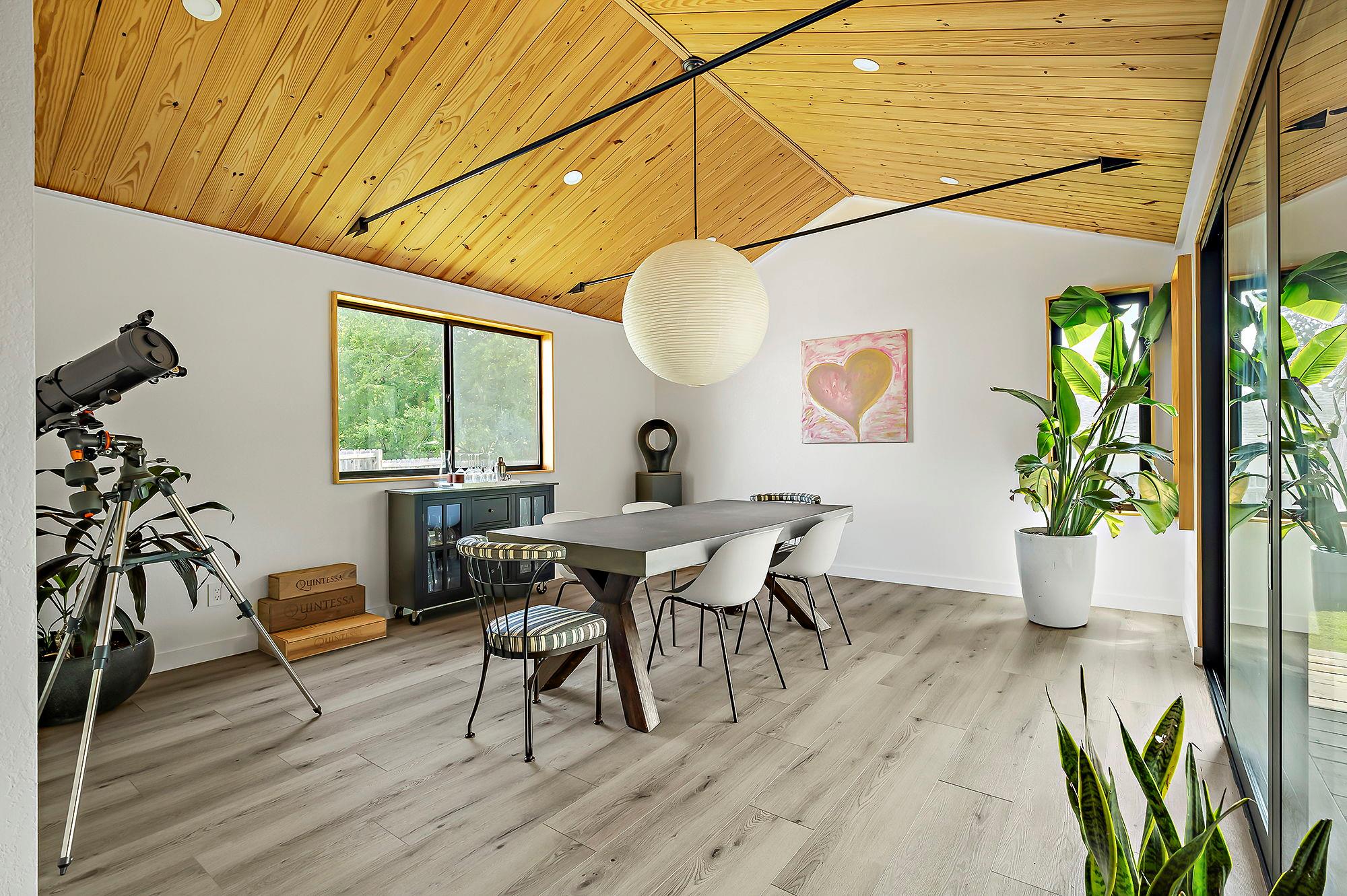 6101 Bridlington CIR