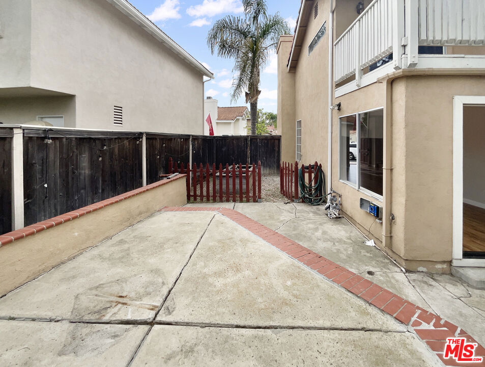 24841 Vista Magnifica