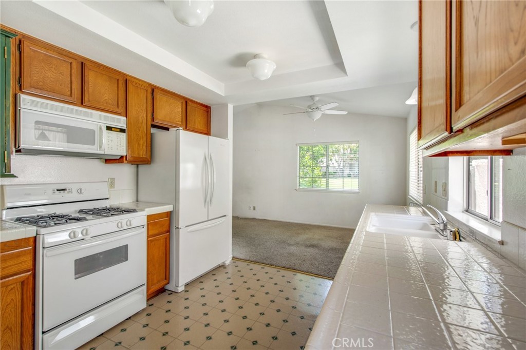 1050 Windmill Lane