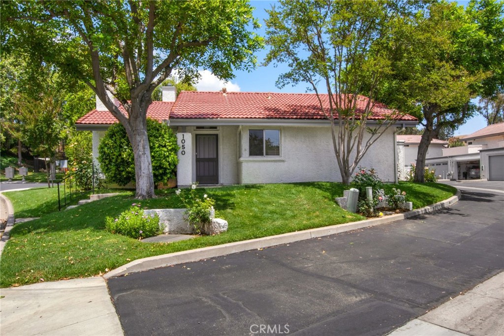 1050 Windmill Lane
