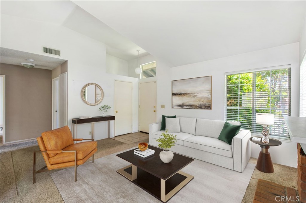 1050 Windmill Lane