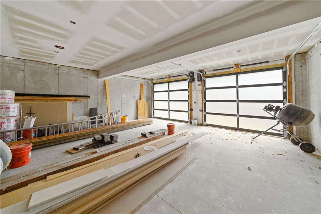 1210 W 48th Street