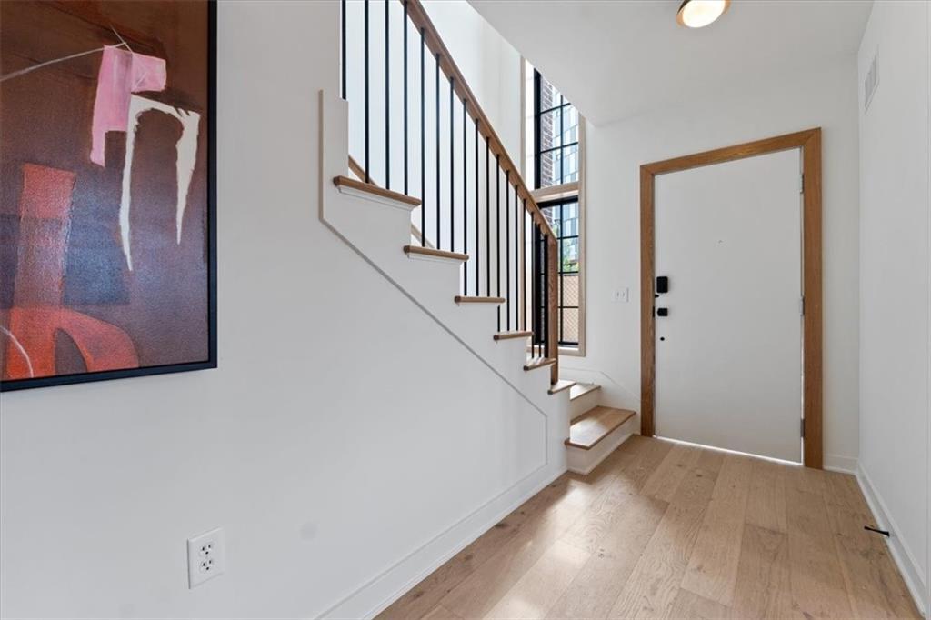537 E 19th Street