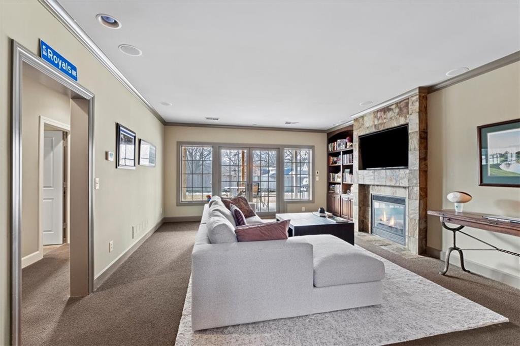 3215 Shawnee Mission Parkway