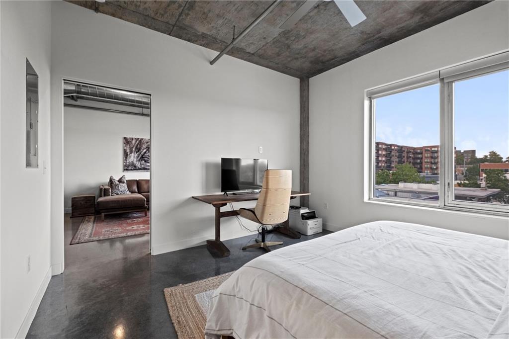 4141 Pennsylvania Avenue Unit: 302