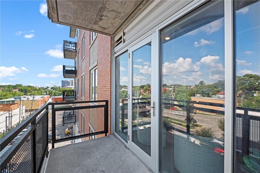 4141 Pennsylvania Avenue Unit: 302