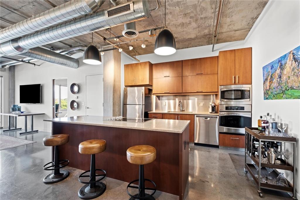 4141 Pennsylvania Avenue Unit: 302