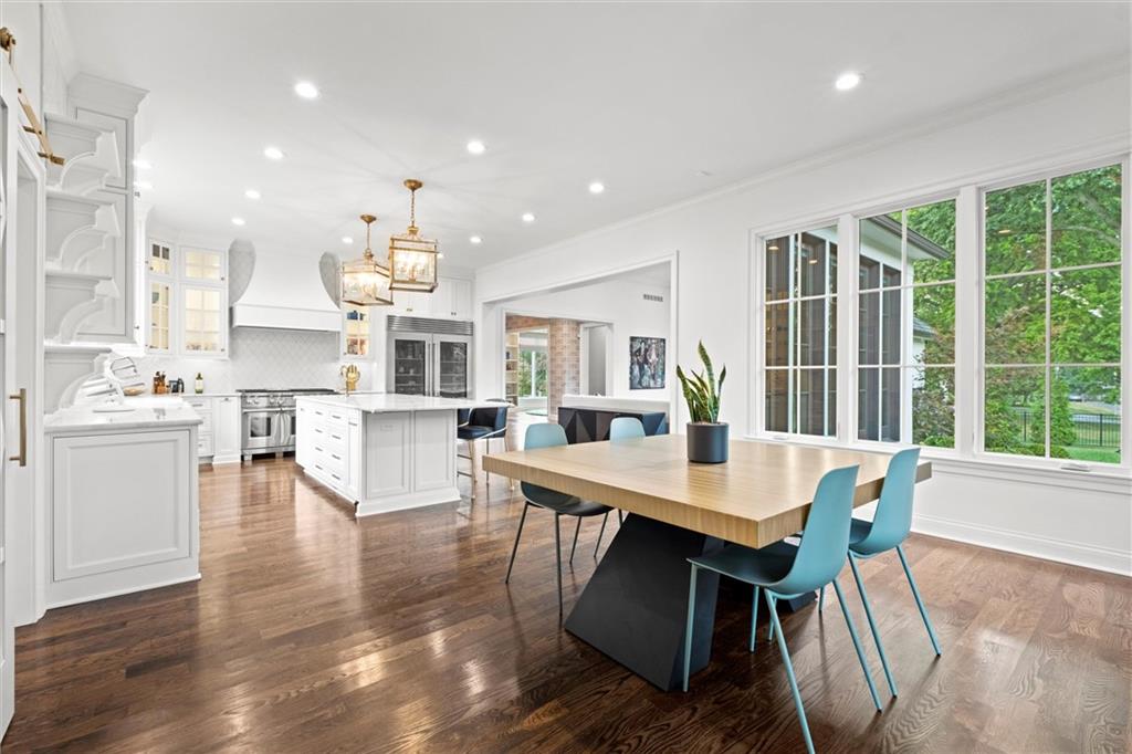 8605 Reinhardt Lane