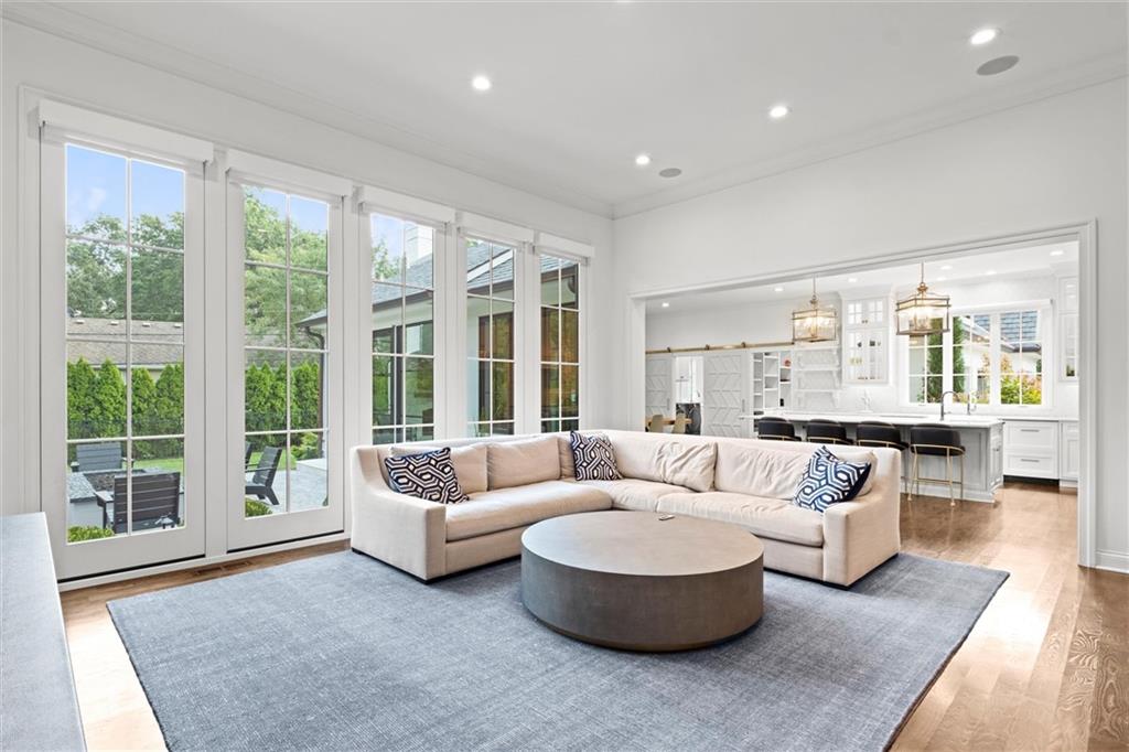 8605 Reinhardt Lane