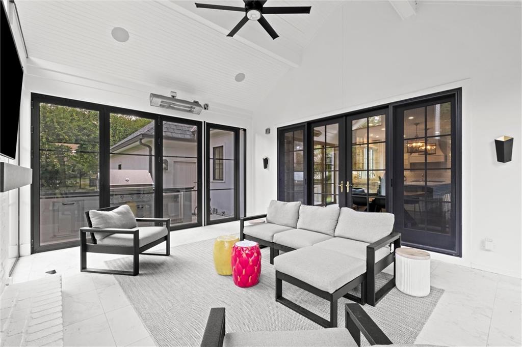 8605 Reinhardt Lane