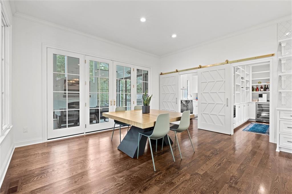 8605 Reinhardt Lane