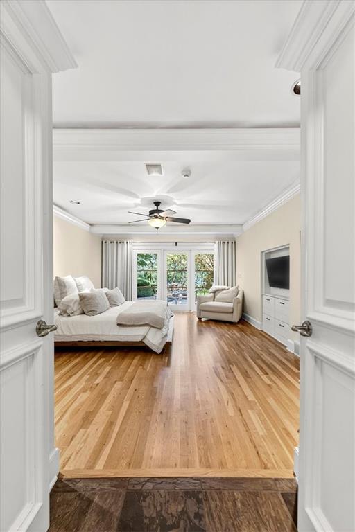 1236 W 57th Street