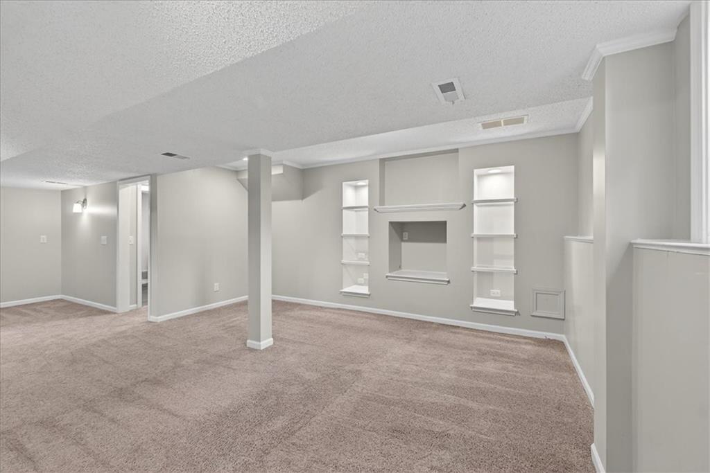 968 E Cavendish Trail