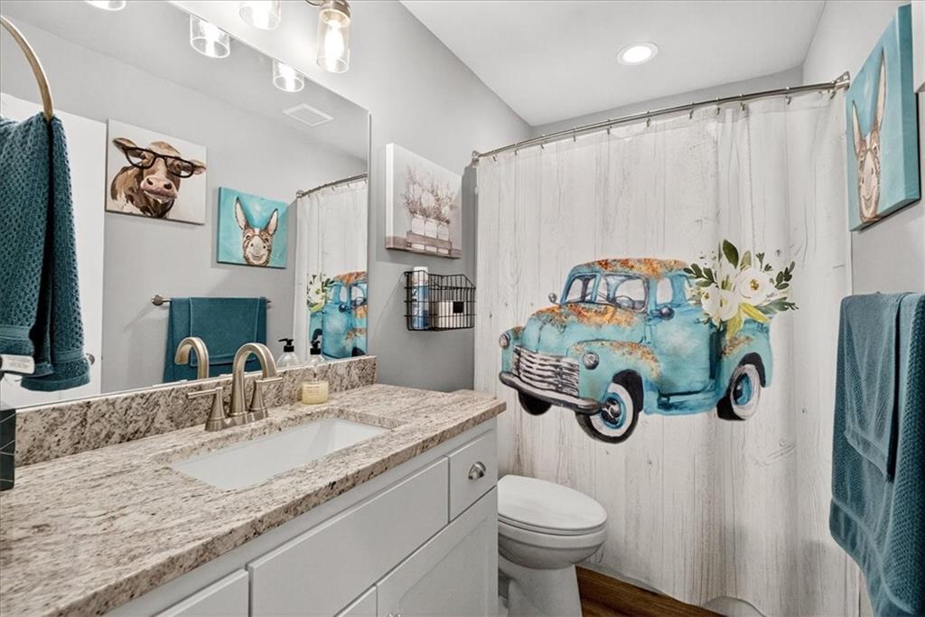 710 Ridge Crest Drive