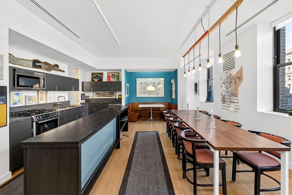 912 Baltimore Avenue Unit: 401/402