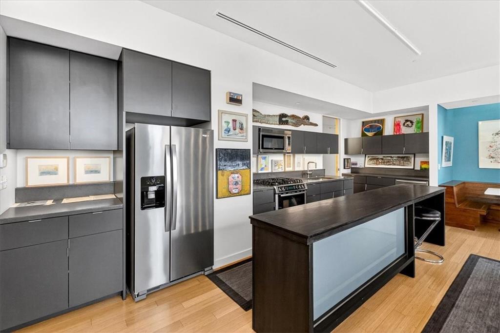 912 Baltimore Avenue Unit: 401/402