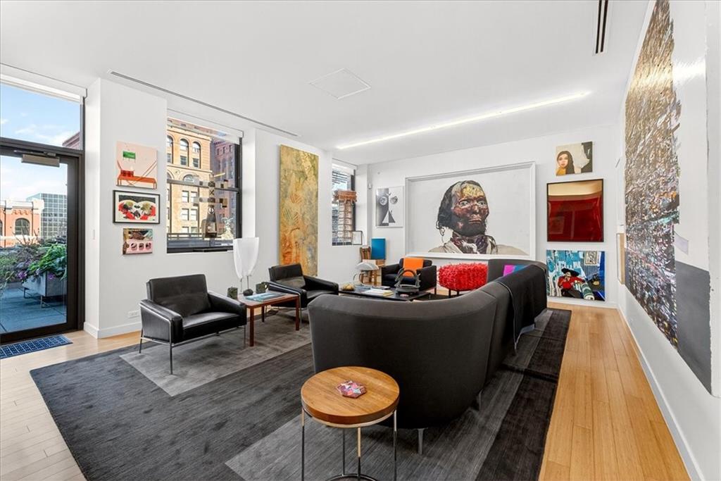 912 Baltimore Avenue Unit: 401/402