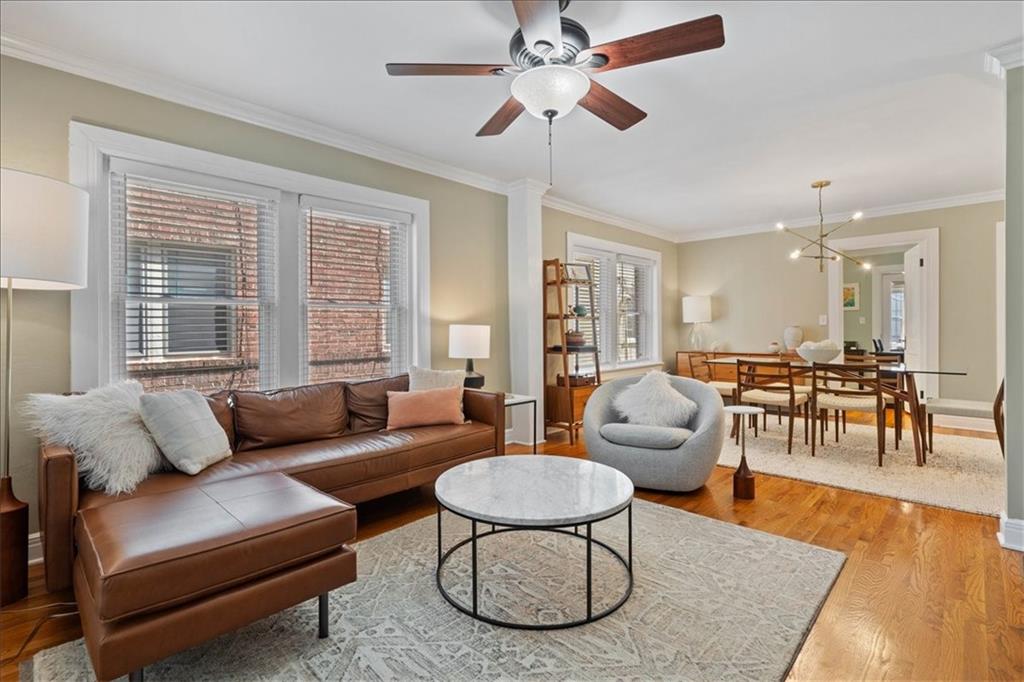 5129 Wyandotte Street Unit: 1