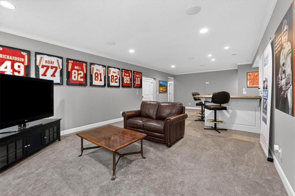 5112 W 142nd Terrace