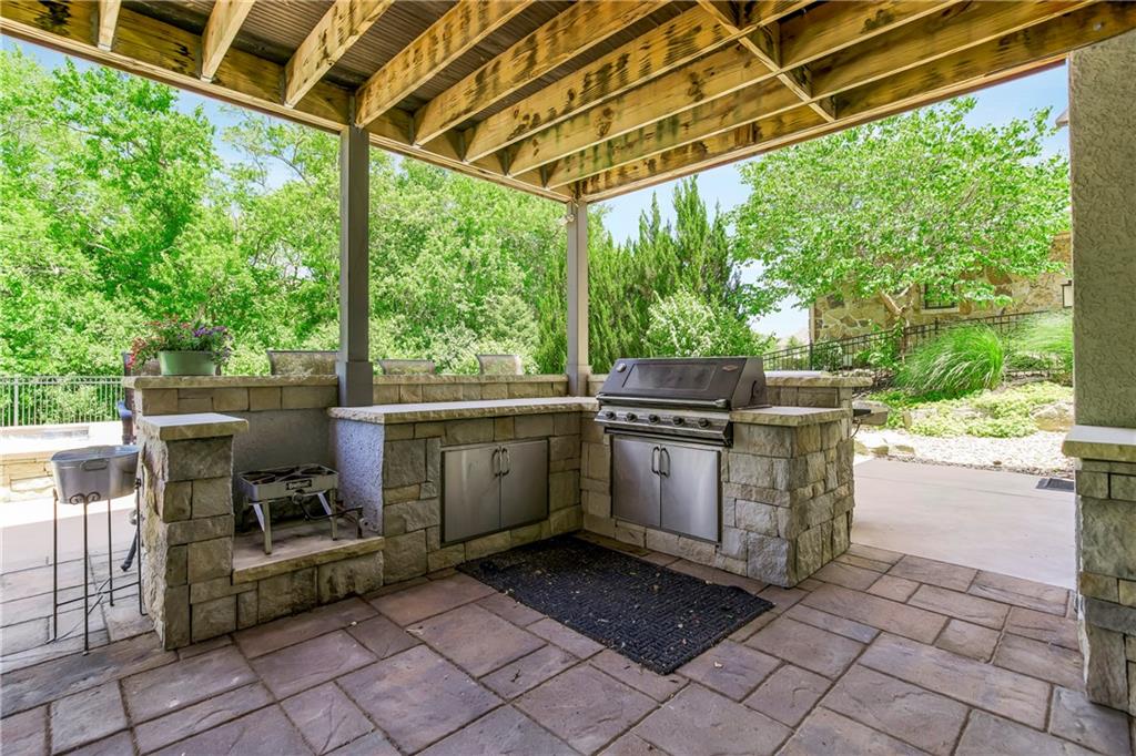 5112 W 142nd Terrace