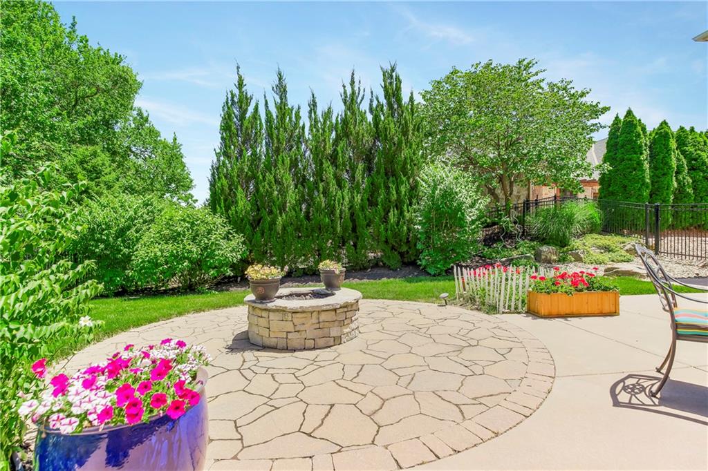 5112 W 142nd Terrace