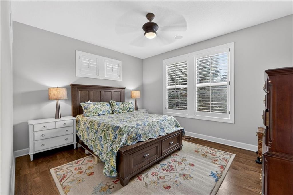 5112 W 142nd Terrace