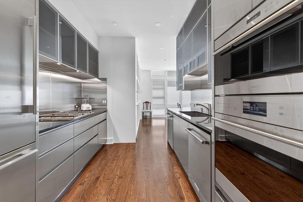 4950 CENTRAL Street Unit: 405