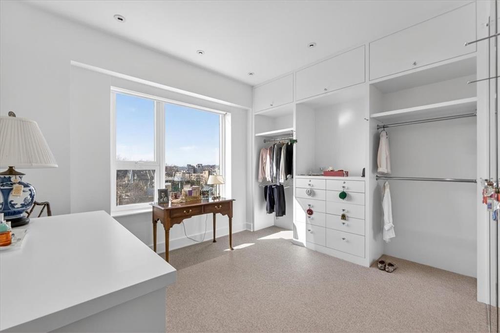 4950 CENTRAL Street Unit: 405