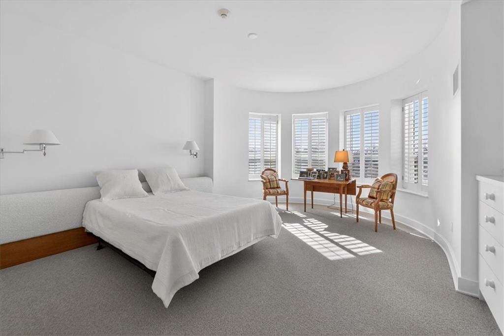 4950 CENTRAL Street Unit: 405