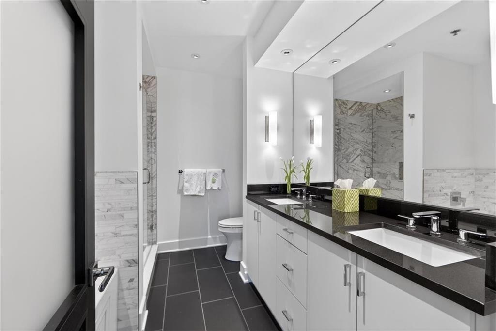 4950 CENTRAL Street Unit: 405