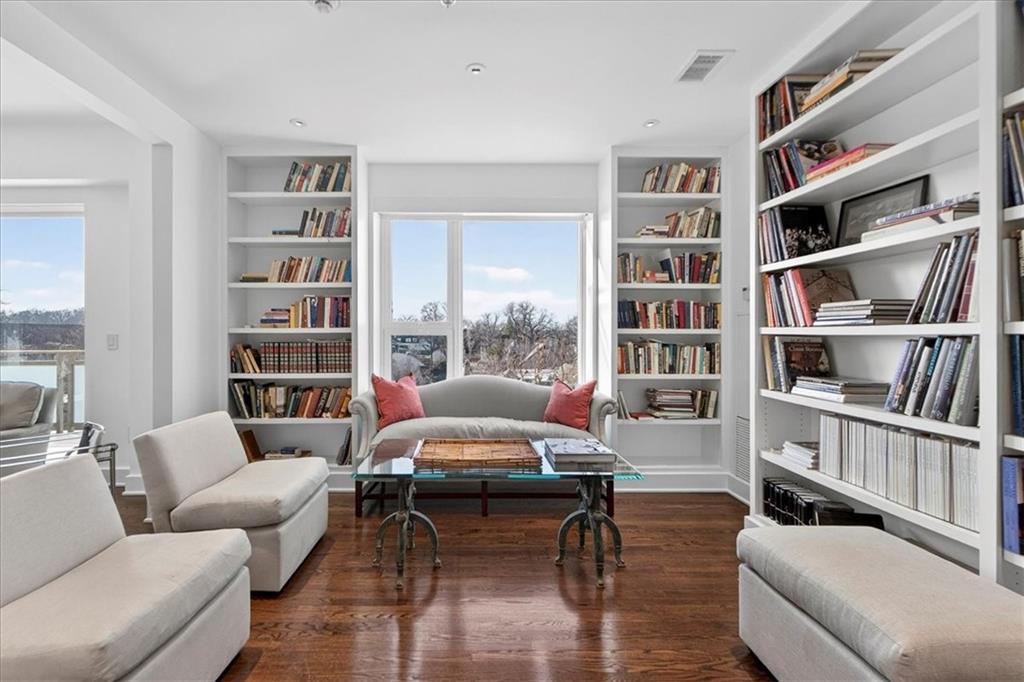 4950 CENTRAL Street Unit: 405