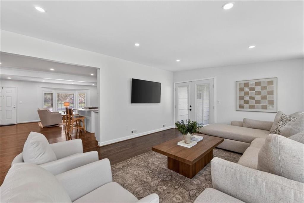 6014 W 68th Street