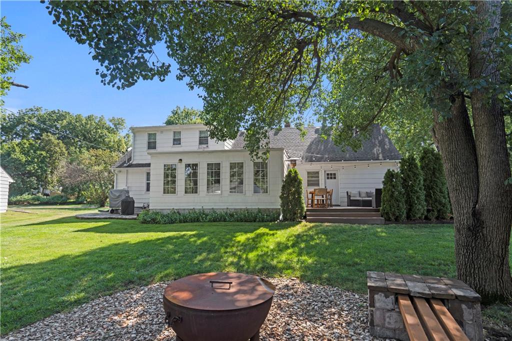 6014 W 68th Street