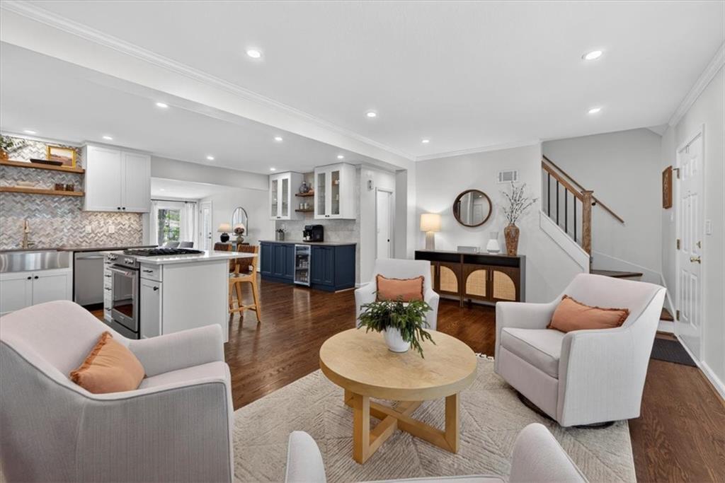 6014 W 68th Street