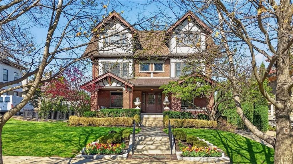 3666 Belleview Avenue