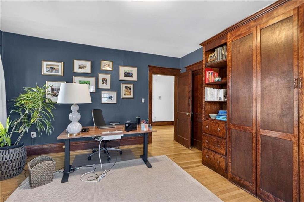 3666 Belleview Avenue