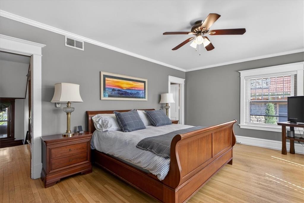 3666 Belleview Avenue