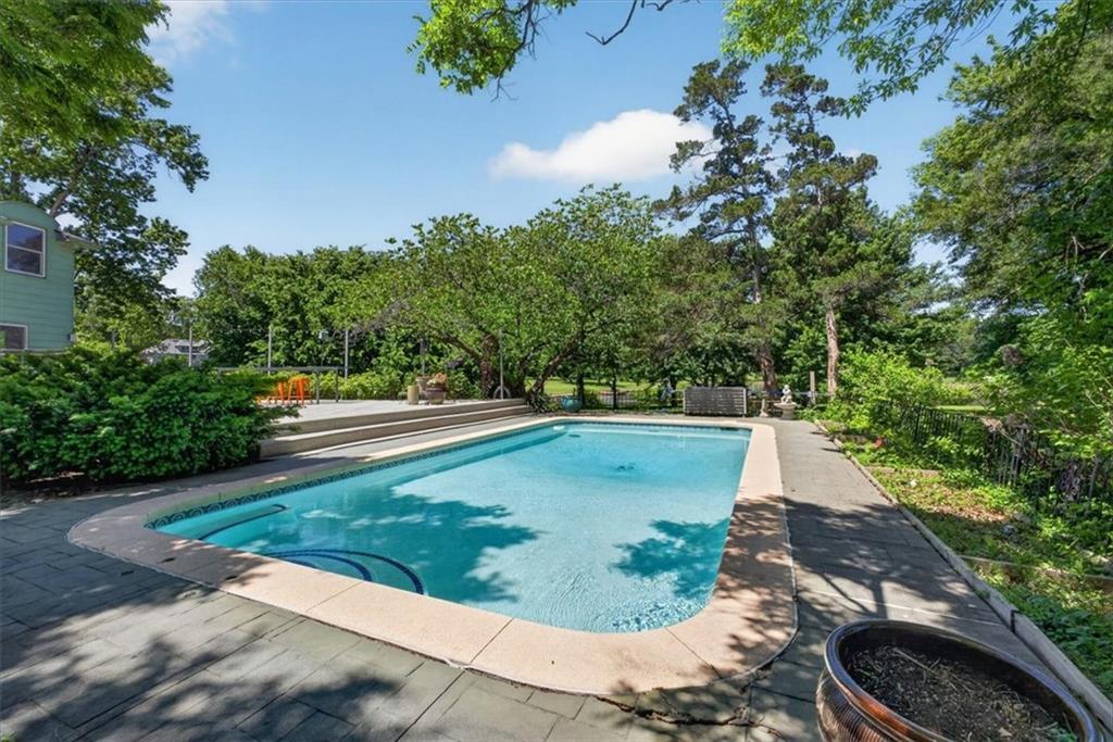 3600 W 89th Street