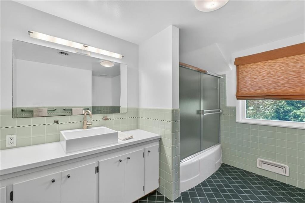 3600 W 89th Street