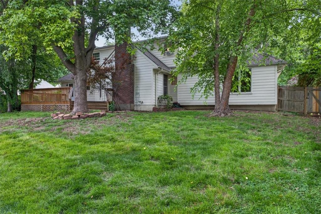 8995 Rosewood Drive