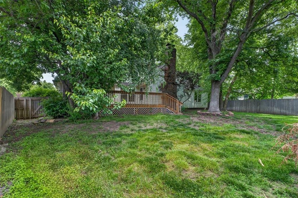 8995 Rosewood Drive